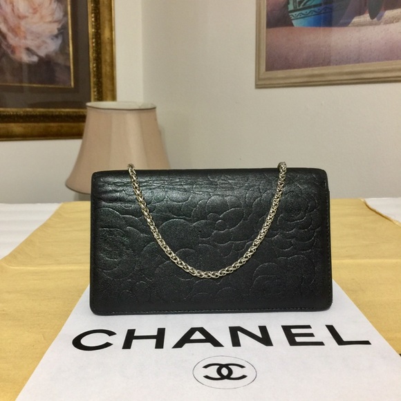 ❌❌CHANEL CC Logo Lamb Skin Wallet/Crossbody Bag 💼 - Picture 2 of 15